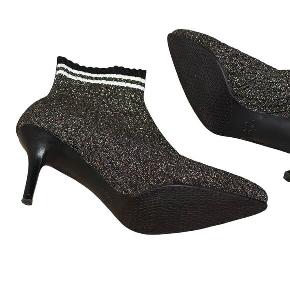 Stuart Weitzman Black and Gold Knit Sock Ankle Boots Size 8 M - Picture 4 of 14